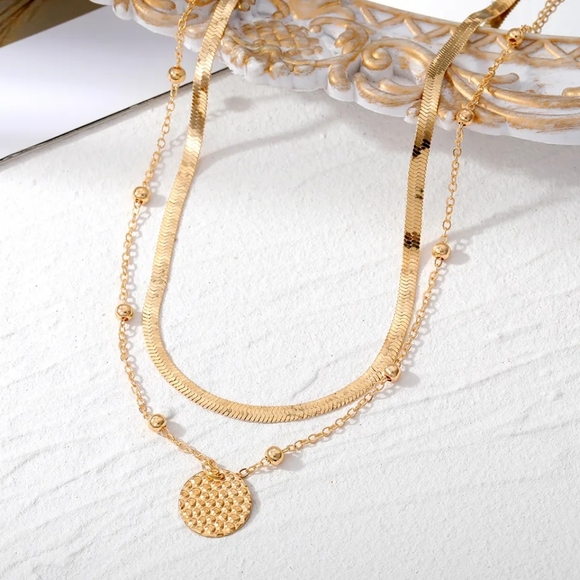 NEW GOLD  MULTILAYER ✨️ CLAVICLE CHAIN CHOKER COIN NECKLACE - Picture 3 of 8